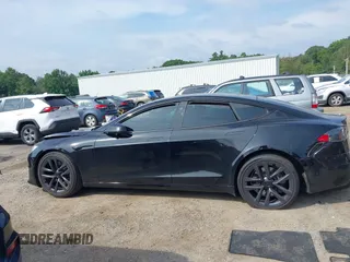 2021 Tesla Model S Long Range с VIN 5YJSA1E52MF438915, выставлен на аукционе IAAI как лот 40216222 с пробегом 15 миль миль и . История ставок и продаж доступна на DreamBid. Изображение 14.