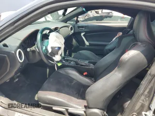 2020 Subaru BRZ Limited с VIN JF1ZCAC19L9701313, выставлен на аукционе Copart как лот 63644575 с пробегом 60 851 миль миль и Списание • Salvage title. История ставок и продаж доступна на DreamBid. Изображение 7.