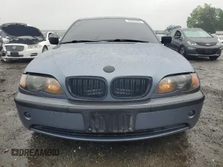 2005 BMW 3 Series 325xi with VIN WBAEU33455PF63005, listed as a Copart auction lot 60960985 with 188,733 mi miles and Salvage title. Bid and sale history available at DreamBid. Image 5.
