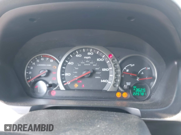 2004 Honda Pilot EX with VIN 2HKYF18504H556213, listed as a IAAI auction lot 42137221 with 225,781 mi miles and . Bid and sale history available at DreamBid. Image 7.