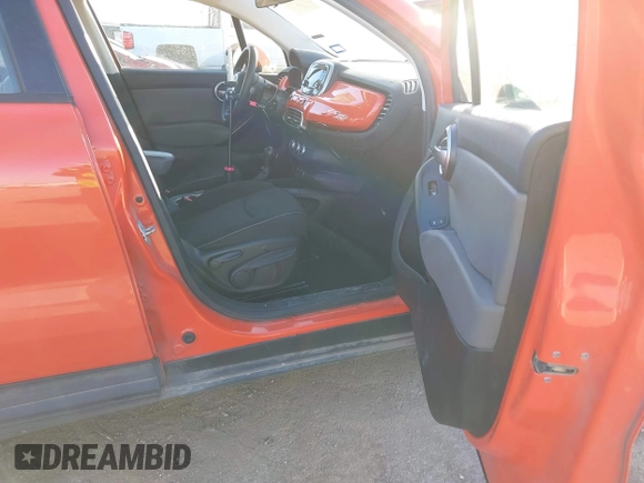 2016 FIAT 500X Pop with VIN ZFBCFXAT9GP393269, listed as a IAAI auction lot 41133805 with 45,077 mi miles and . Bid and sale history available at DreamBid. Image 5.