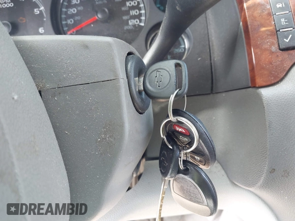 2008 Chevrolet Suburban LTZ with VIN 1GNFK16338R155782, listed as a IAAI auction lot 42801547 with 228,491 mi miles and . Bid and sale history available at DreamBid. Image 11.