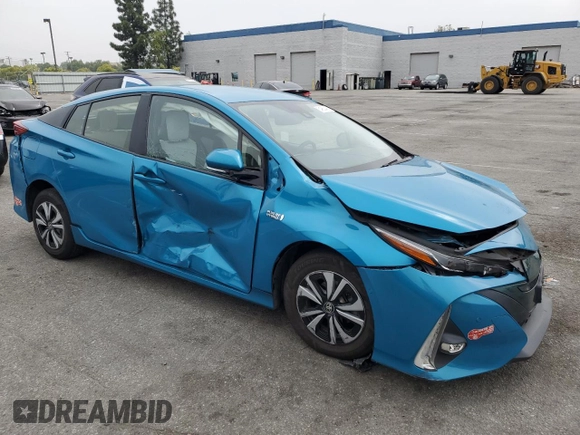 2017 Toyota Prius Plus z VIN JTDKARFP6H3011335, wystawiony jako Copart lot #54953405 z przebiegiem 68 502 mil mil oraz Szkoda całkowita • Salvage title. Historia ofert i sprzedaży dostępna na DreamBid. Obrazek 4.