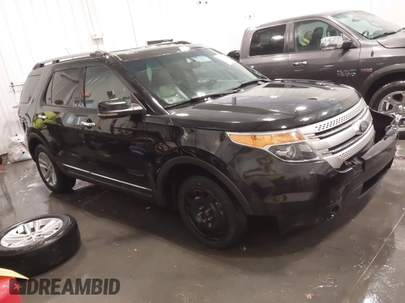 2013 Ford Explorer XLT with VIN 1FM5K7D83DGA07784, listed as a IAAI auction lot 41864249 with 324,305 mi miles and . Bid and sale history available at DreamBid. Image 1.