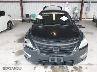 2015 Nissan Altima 2.5 with VIN 1N4AL3AP3FC129971, listed as a IAAI auction lot 41847341 with 175,711 mi miles. Bid and sale history available at carsss.com. Image 13.