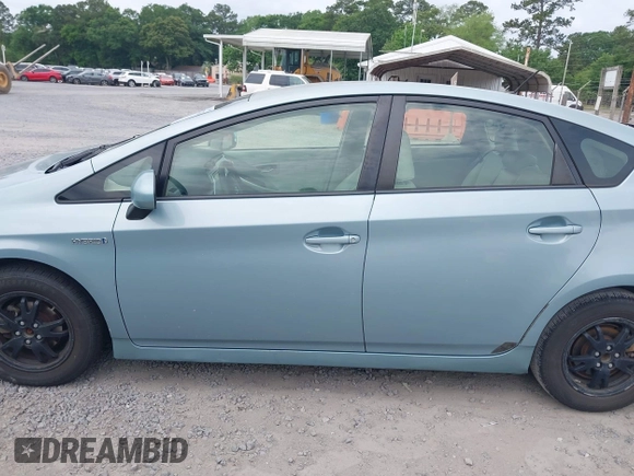 2013 Toyota Prius One with VIN JTDKN3DU6D5645771, listed as a IAAI auction lot 42231363 with 152,576 mi miles and . Bid and sale history available at carsss.com. Image 14.