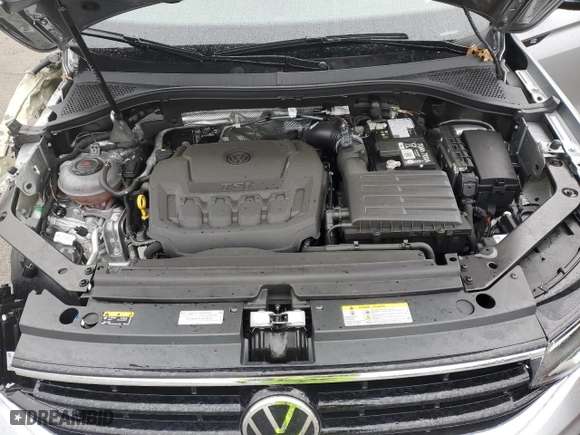 2024 Volkswagen Tiguan SE R-Line Black with VIN 3VV8B7AX5RM059395, listed as a Copart auction lot 47109115 with 5,652 mi miles and Salvage Title. Bid and sale history available at carsss.com. Image 13.
