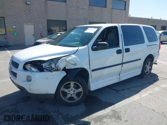 2008 Chevrolet Uplander LS Fleet z VIN 1GBDV13W18D140379, wystawiony jako IAAI lot #42246118 z przebiegiem 108 897 mil mil oraz . Historia ofert i sprzedaży dostępna na DreamBid. Obrazek 2.