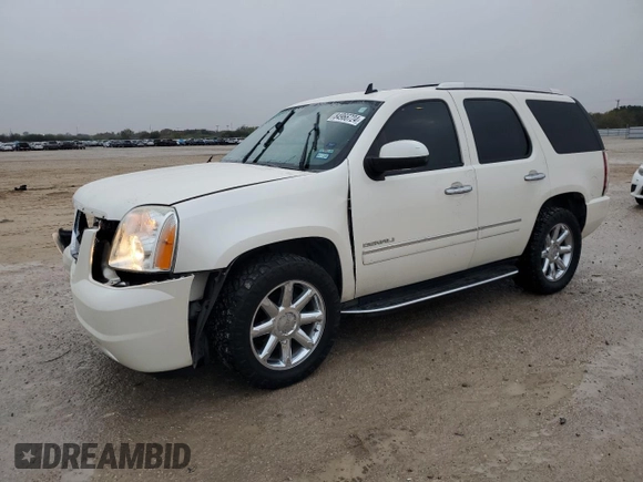 2013 GMC Yukon Denali with VIN 1GKS1EEF6DR326097, listed as a Copart auction lot 84966724 with 140,115 mi miles and Salvage Title. Bid and sale history available at carsss.com. Image 1.