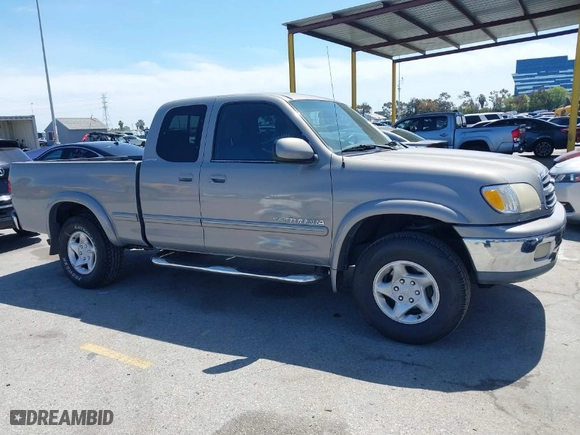 2001 Toyota Tundra Ltd with VIN 5TBRT38131S126759, listed as a IAAI auction lot 41911493 with 158,935 mi miles. Bid and sale history available at carsss.com. Image 14.