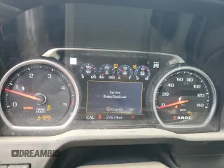 2020 Chevrolet Silverado 3500HD LTZ z VIN 1GC4YUEY9LF320967, wystawiony jako Copart lot #57058625 z przebiegiem 29 674 mil mil oraz Szkody całkowita. Historia ofert i sprzedaży dostępna na DreamBid. Obrazek 9.