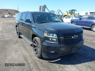 2016 Chevrolet Suburban LS with VIN 1GNSKGKC3GR236223, listed as a IAAI auction lot 41761595 with 269,500 mi miles. Bid and sale history available at carsss.com. Image 1.