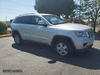 2011 Jeep Grand Cherokee Laredo with VIN 1J4RR4GGXBC540135, listed as a Copart auction lot 47241025 with 119,676 mi miles and Clean Title. Bid and sale history available at carsss.com. Image 4.