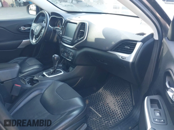2018 Jeep Cherokee Latitude Plus с VIN 1C4PJMLB1JD532917, выставлен на аукционе IAAI как лот 41992641 с пробегом 143 786 миль миль и . История ставок и продаж доступна на DreamBid. Изображение 5.