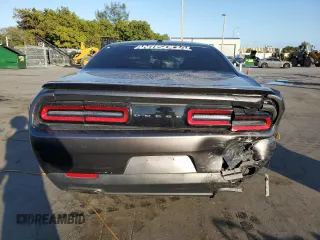2017 Dodge Challenger R/T Plus с VIN 2C3CDZBT9HH659106, выставлен на аукционе Copart как лот 41515315 с пробегом 92 137 миль миль и Списание • Salvage title. История ставок и продаж доступна на DreamBid. Изображение 6.