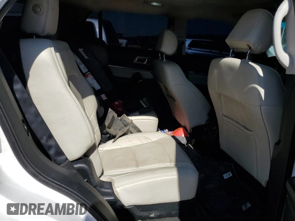 2017 Ford Explorer Platinum с VIN 1FM5K8HT6HGB87448, выставлен на аукционе Copart как лот 55605635 с пробегом 136 626 миль миль и Списание • Salvage title. История ставок и продаж доступна на DreamBid. Изображение 11.