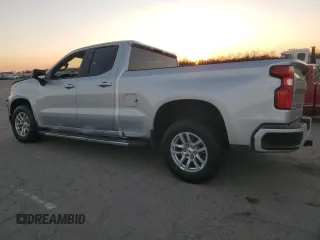 2019 Chevrolet Silverado 1500 RST with VIN 1GCRWDED1KZ273438, listed as a Copart auction lot 88304025 with 90,035 mi miles and Salvage Title. Bid and sale history available at carsss.com. Image 2.