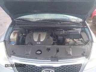 2014 Kia Sedona LX with VIN KNDMG4C79E6547589, listed as a IAAI auction lot 41724633 with 211,213 mi miles. Bid and sale history available at carsss.com. Image 10.