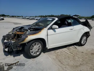 2009 Chrysler Sebring Touring z VIN 1C3LC55D39N516595, wystawiony jako Copart lot #57251625 z przebiegiem Nie podano mil oraz Szkoda całkowita • Salvage title. Historia ofert i sprzedaży dostępna na DreamBid. Obrazek 1.