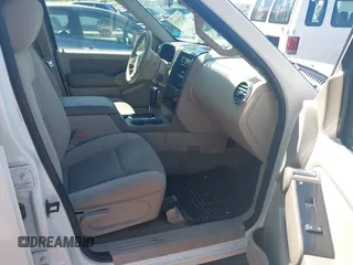 2006 Ford Explorer XLT with VIN 1FMEU73E06UB35020, listed as a IAAI auction lot 42159995 with 154,202 mi miles. Bid and sale history available at carsss.com. Image 5.