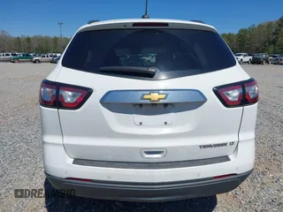 2016 Chevrolet Traverse LT z VIN 1GNKRHKD8GJ339310, wystawiony jako IAAI lot #41851163 z przebiegiem 263 183 mil mil oraz . Historia ofert i sprzedaży dostępna na DreamBid. Obrazek 16.