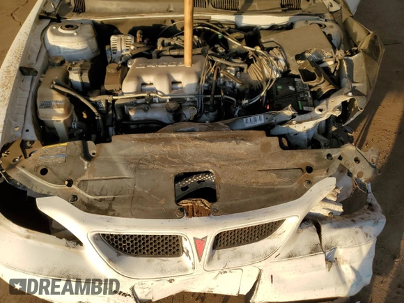 2004 Pontiac Grand Am SE1 with VIN 1G2NF52E24C147066, listed as a Copart auction lot 84556084 with 138,490 mi miles and Salvage Title. Bid and sale history available at carsss.com. Image 12.