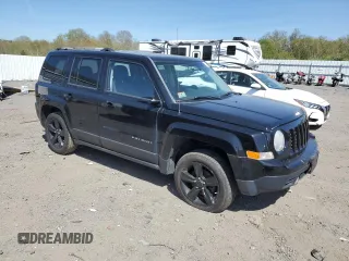 2012 Jeep Patriot Latitude with VIN 1C4NJRFB1CD704950, listed as a Copart auction lot 55296245 with 135,776 mi miles and Clean Title. Bid and sale history available at carsss.com. Image 4.