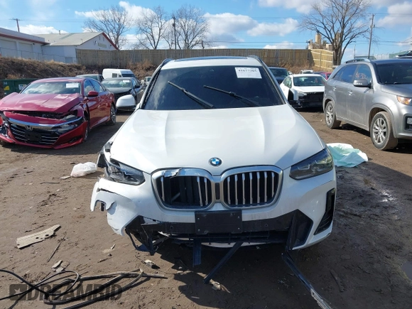 2022 BMW X3 xDrive30i with VIN 5UX53DP00N9M13841, listed as a IAAI auction lot 41677305 with 58,100 mi miles and . Bid and sale history available at DreamBid. Image 12.