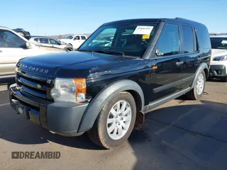 2005 Land Rover LR3 SE with VIN SALAE25425A322775, listed as a IAAI auction lot 41866103 with 127,888 mi miles. Bid and sale history available at carsss.com. Image 2.