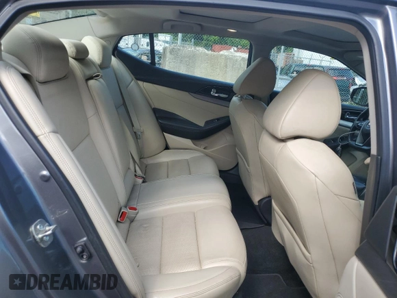 2016 Nissan Maxima SL with VIN 1N4AA6APXGC903559, listed as a Copart auction lot 61213525 with 124,575 mi miles and Salvage title. Bid and sale history available at DreamBid. Image 10.