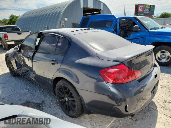 2008 Infiniti G35 Journey with VIN JNKBV61E58M224729, listed as a Copart auction lot 62152085 with 174,720 mi miles and Salvage title. Bid and sale history available at DreamBid. Image 2.