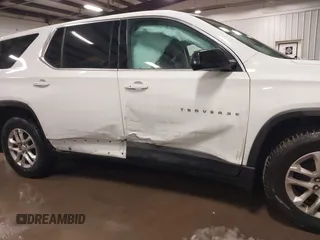 2018 Chevrolet Traverse LS with VIN 1GNEVFKW8JJ193464, listed as a IAAI auction lot 41448963 with 90,910 mi miles. Bid and sale history available at carsss.com. Image 6.