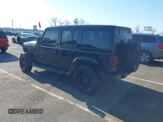 2021 Jeep Wrangler Unlimited Sahara with VIN 1C4JJXP62MW826470, listed as a IAAI auction lot 41651709 with 44,677 mi miles and . Bid and sale history available at carsss.com. Image 3.