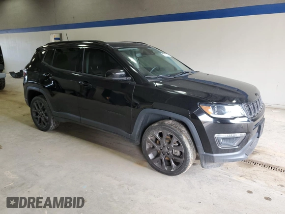 2019 Jeep Compass High Altitude z VIN 3C4NJDCB7KT713989, wystawiony jako Copart lot #49263175 z przebiegiem 98 643 mil mil oraz Czysty tytuł • Clean title. Historia ofert i sprzedaży dostępna na DreamBid. Obrazek 4.