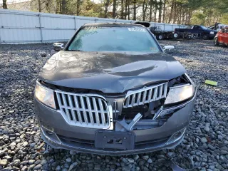 2012 Lincoln MKZ with VIN 3LNHL2JC7CR810031, listed as a Copart auction lot 81456284 with 54,328 mi miles and Salvage Title. Bid and sale history available at DreamBid. Image 5.