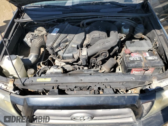2010 Toyota Tacoma with VIN 3TMMU4FN3AM021214, listed as a Copart auction lot 65479635 with 152,355 mi miles and Clean title. Bid and sale history available at DreamBid. Image 11.