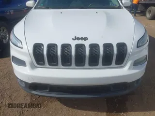 2014 Jeep Cherokee Latitude with VIN 1C4PJMCS7EW298115, listed as a IAAI auction lot 41605052 with 184,773 mi miles and . Bid and sale history available at DreamBid. Image 6.