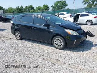 2014 Toyota Prius Two with VIN JTDZN3EU5EJ003371, listed as a IAAI auction lot 42384861 with 191,901 mi miles and . Bid and sale history available at DreamBid. Image 1.