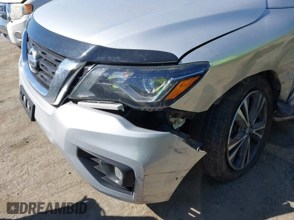 2020 Nissan Pathfinder Platinum with VIN 5N1DR2DM2LC608777, listed as a IAAI auction lot 41707833 with 144,366 mi miles. Bid and sale history available at carsss.com. Image 6.
