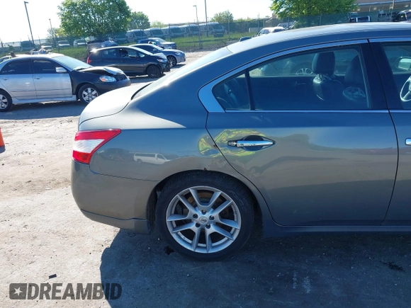 2010 Nissan Maxima 3.5 SV with VIN 1N4AA5AP4AC836989, listed as a IAAI auction lot 42216894 with 105,933 mi miles. Bid and sale history available at carsss.com. Image 6.