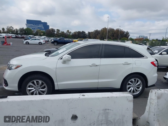 2017 Acura RDX с VIN 5J8TB3H35HL023289, выставлен на аукционе IAAI как лот 42126514 с пробегом 102 203 миль миль и . История ставок и продаж доступна на DreamBid. Изображение 14.