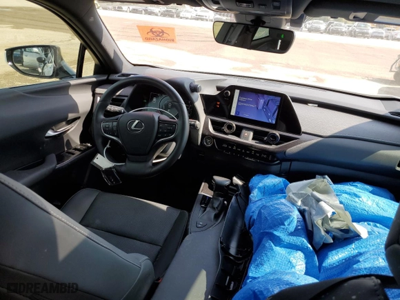 2024 Lexus UX with VIN JTHP9JBH4R2075099, listed as a Copart auction lot 71929734 with 9322 miles and Salvage Title. Bid and sale history available at carsss.com. Image 8.