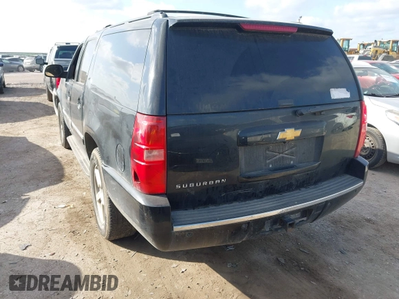 2014 Chevrolet Suburban LTZ with VIN 1GNSCKE08ER220808, listed as a IAAI auction lot 42022477 with 192,488 mi miles and . Bid and sale history available at DreamBid. Image 3.
