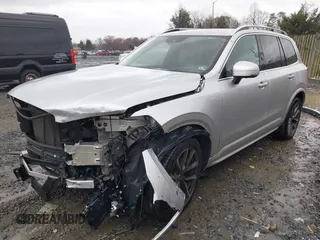 2019 Volvo XC90 Momentum with VIN YV4A22PK4K1487960, listed as a IAAI auction lot 41002780 with 65,121 mi miles. Bid and sale history available at carsss.com. Image 17.