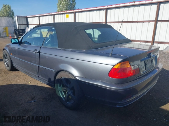 2001 BMW 3 Series 325Ci with VIN WBABS33481JY57131, listed as a IAAI auction lot 42111266 with 97,924 mi miles. Bid and sale history available at carsss.com. Image 3.