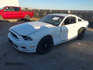 2014 Ford Mustang V6 with VIN 1ZVBP8AM2E5327057, listed as a IAAI auction lot 41762031 with 167,462 mi miles. Bid and sale history available at carsss.com. Image 18.
