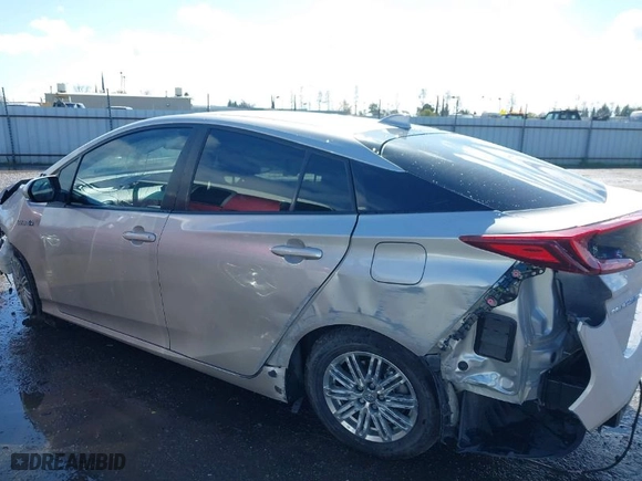 2021 Toyota Prius Prime LE with VIN JTDKAMFP2M3182760, listed as a IAAI auction lot 41593981 with NaN miles. Bid and sale history available at carsss.com. Image 15.
