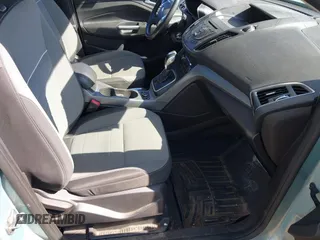 2013 Ford C-Max SE with VIN 1FADP5AUXDL557729, listed as a IAAI auction lot 41802589 with 105,108 mi miles. Bid and sale history available at carsss.com. Image 5.
