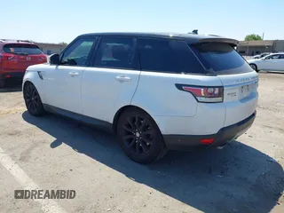 2016 Land Rover Range Rover Sport HSE z VIN SALWR2VF2GA579028, wystawiony jako IAAI lot #42475133 z przebiegiem 126 516 mil mil oraz . Historia ofert i sprzedaży dostępna na DreamBid. Obrazek 3.