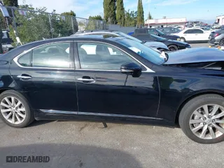 2010 Lexus LS 460 with VIN JTHBL5EFXA5092022, listed as a IAAI auction lot 41242582 with 122,809 mi miles. Bid and sale history available at carsss.com. Image 13.